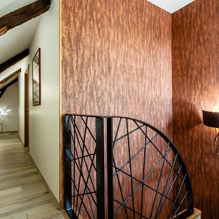 Les Enclos Secrets Livernon