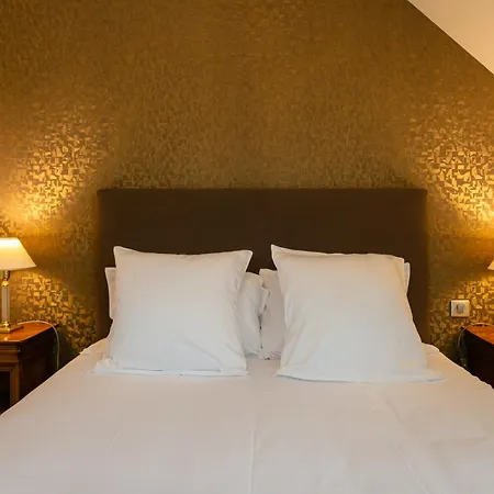 Les Enclos Secrets Couette-café