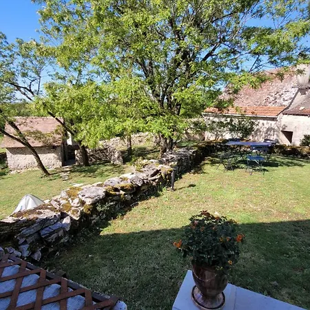 Frühstückspension Les Enclos Secrets Livernon