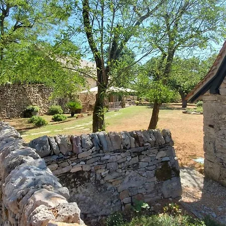 Bed & Breakfast Les Enclos Secrets