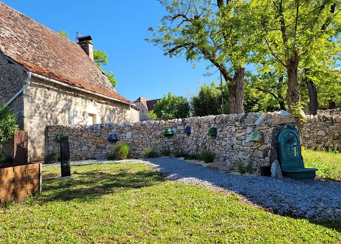 Les Enclos Secrets Livernon